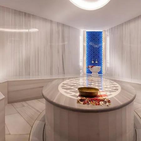 La Hotel Estambul